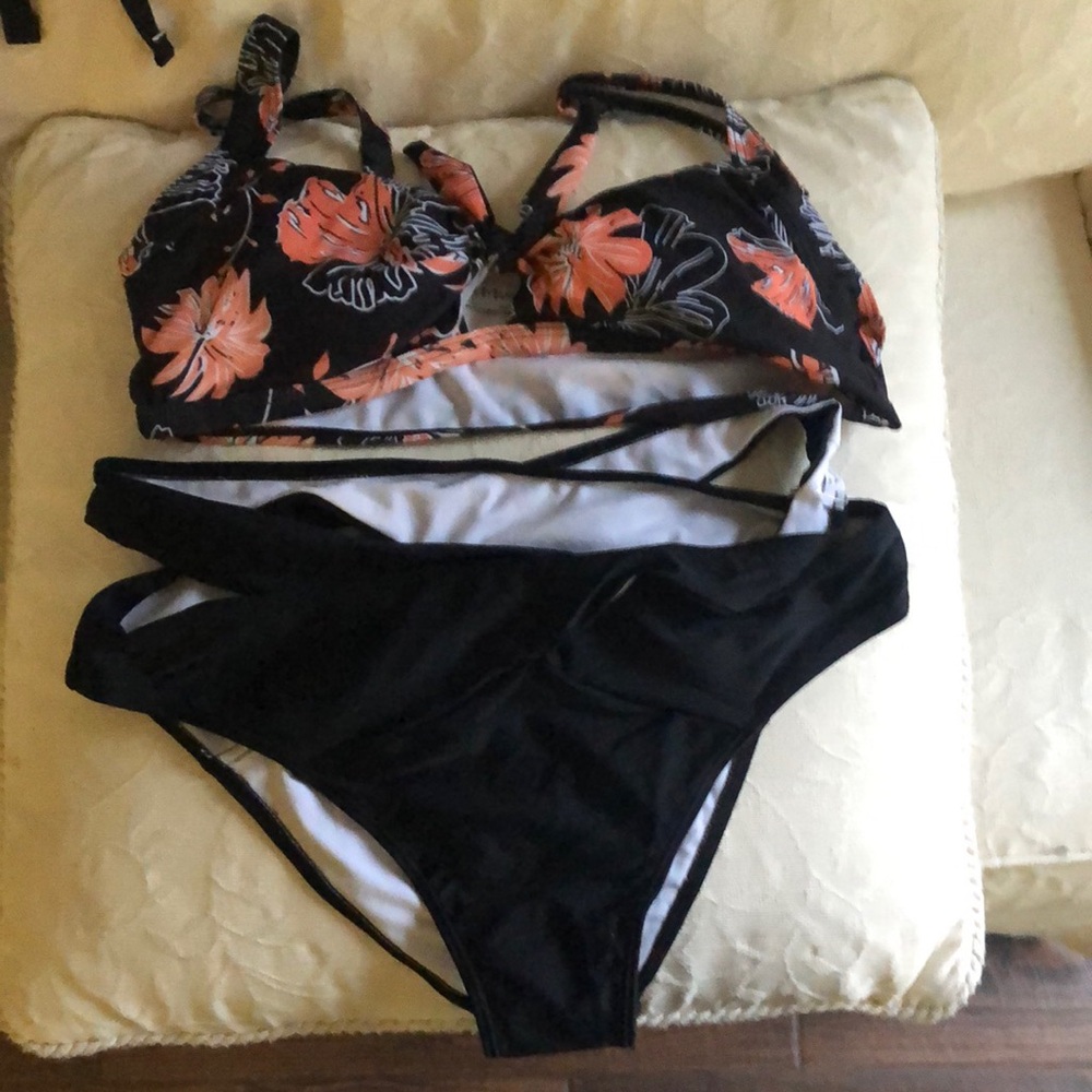 2 piece bathing suit, fun style
